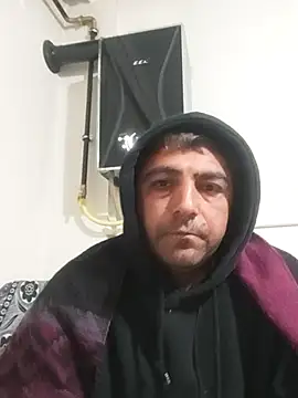 Snapshot of Muratcanik44 chatting on 02-27-26, 10:43 Muratcanik44 online show from 02-27-26, 10:43