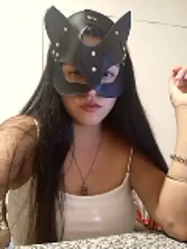 MaluZukii online show from 04-11-26, 05:12