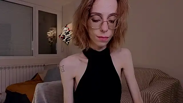 amber quell here online show from 11-28-25, 05:15