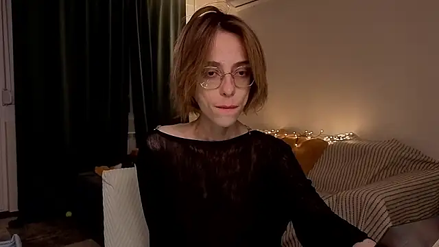 amber quell here online show from 03-07-26, 05:43