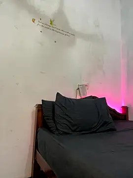 Angel Zaara online show from 11-17-25, 03:40