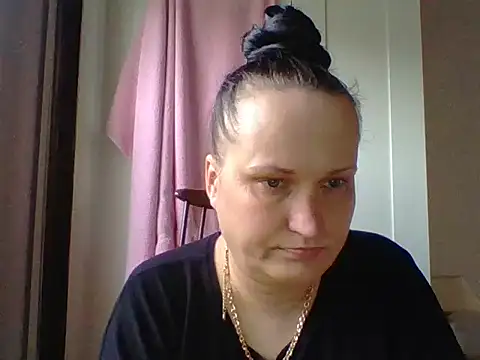  squirty cum lady  online show from 02-21-25, 03:54