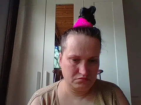  squirty cum lady  online show from 02-25-25, 01:06