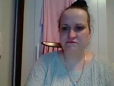  squirty cum lady  online show from 03-02-25, 06:40