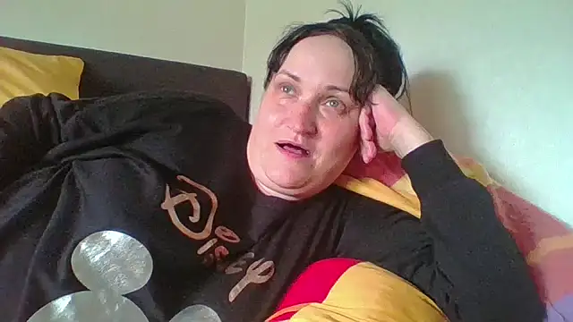Snapshot of _squirty_cum_lady_ chatting on 06-03-26, 02:33 squirty cum lady online show from 06-03-26, 02:33
