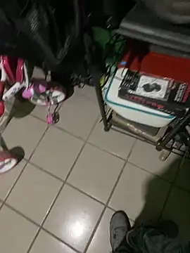 Snapshot of nowex18 chatting on 02-21-25, 06:07 nowex18 online show from 02-21-25, 06:07