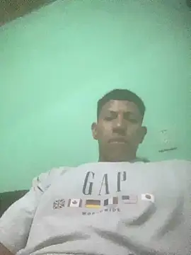 Snapshot of nowex18 chatting on 03-22-25, 06:00 nowex18 online show from 03-22-25, 06:00