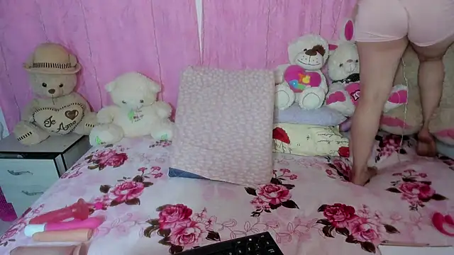 Dana Jeins online show from 11-25-25, 01:11