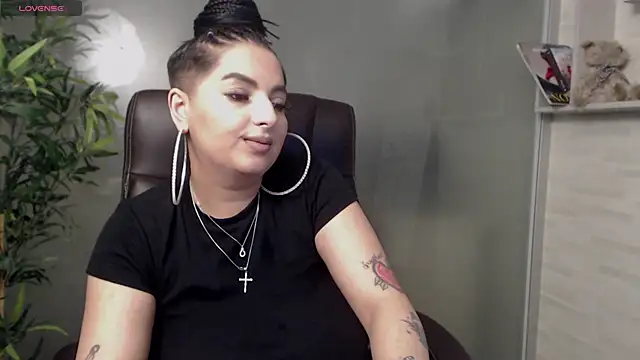 BustyAllyy online show from 03-11-25, 01:26