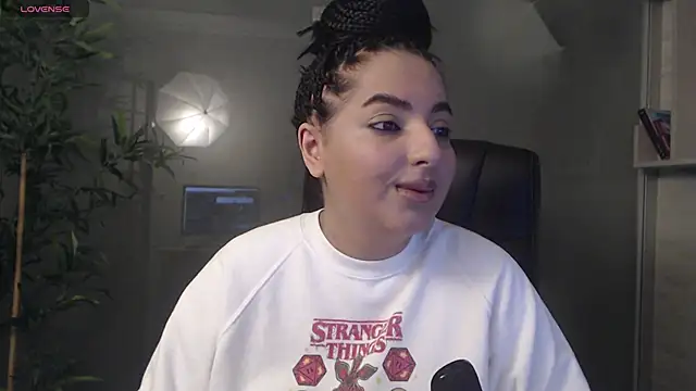 BustyAllyy online show from 10-05-25, 01:09