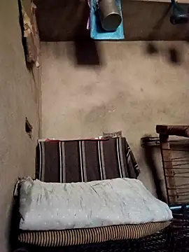 Snapshot of News3x@xh chatting on 12-16-25, 06:18 News3xxh online show from 12-16-25, 06:18