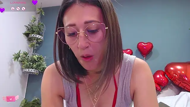 SharisWillian online show from 02-14-25, 05:19