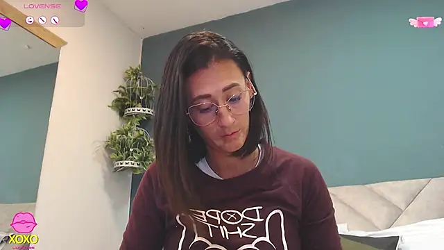 SharisWillian online show from 02-20-26, 04:09