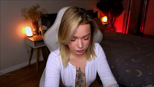 Lily Yin online show from 01-15-26, 06:07