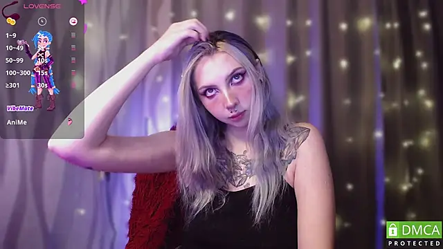 JustMeowGirl online show from 12-03-24, 09:55