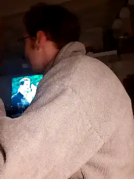 Snapshot of Schnubby1 chatting on 01-22-25, 03:52 Schnubby1 online show from 01-22-25, 03:52