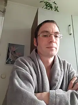 Snapshot of Schnubby1 chatting on 01-27-25, 12:05 Schnubby1 online show from 01-27-25, 12:05