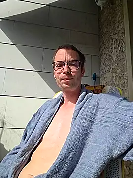 Snapshot of Schnubby1 chatting on 09-12-25, 10:04 Schnubby1 online show from 09-12-25, 10:04