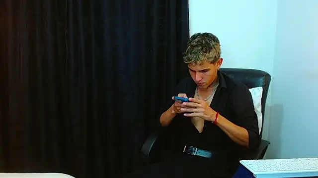 Bastiaan 28 online show from 03-24-26, 02:16