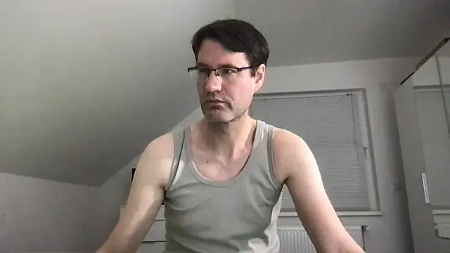 zxzx cam1 online show from 03-02-25, 05:04