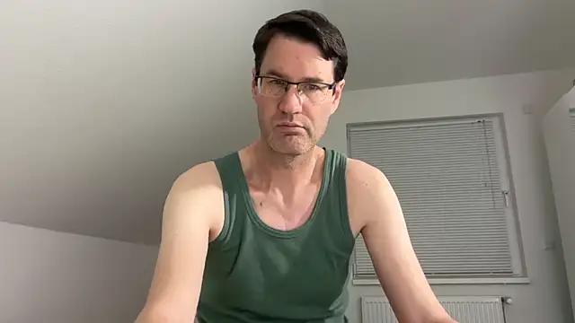 zxzx cam1 online show from 04-03-26, 09:35