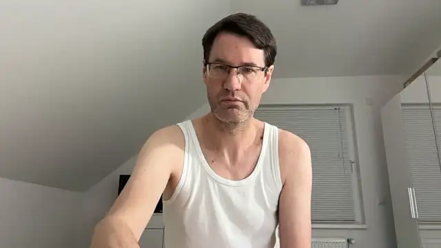 zxzx cam1 online show from 04-05-26, 03:20