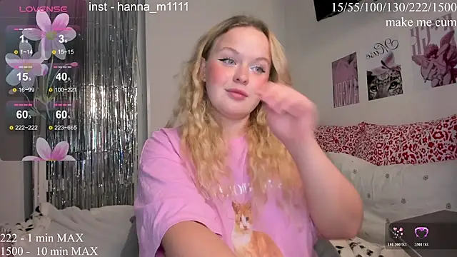 Snapshot of HANNA_MONTANAS chatting on 06-14-26, 06:32 HANNA MONTANAS online show from 06-14-26, 06:32