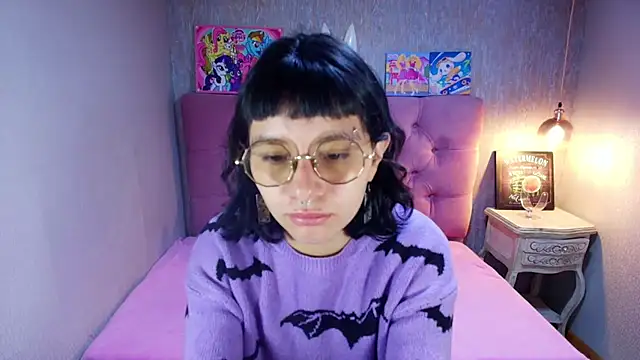 charlottemoonxz online show from 07-15-26, 06:02