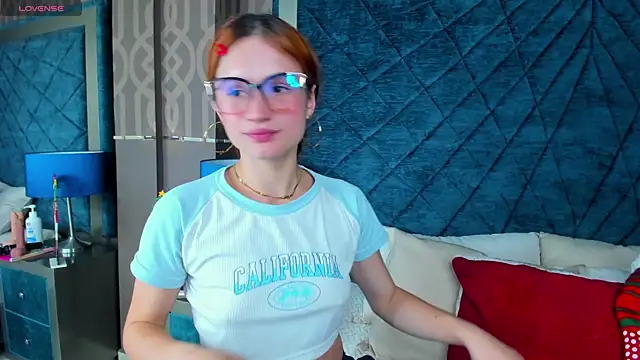 AdelaineBest online show from 12-20-24, 04:42