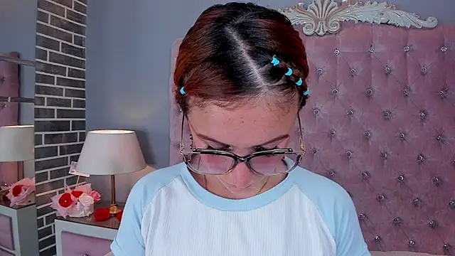 AdelaineBest online show from 03-01-25, 08:13