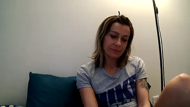 anechka1 online show from 05-13-26, 11:33