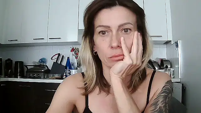 anechka1 online show from 06-01-26, 09:16