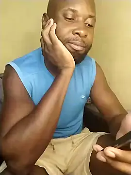 Snapshot of Stallion100 chatting on 01-05-25, 06:24 Stallion100 online show from 01-05-25, 06:24