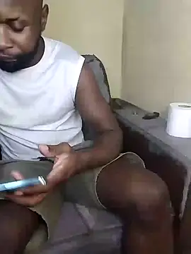 Snapshot of Stallion100 chatting on 01-17-25, 05:51 Stallion100 online show from 01-17-25, 05:51