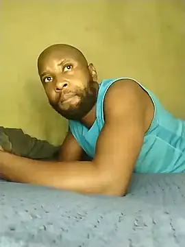 Snapshot of Stallion100 chatting on 01-29-25, 06:07 Stallion100 online show from 01-29-25, 06:07