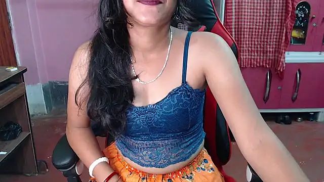 Snapshot of Angel_Alison_ chatting on 02-21-25, 09:43 Angel Alison online show from 02-21-25, 09:43