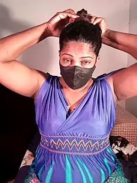 Snapshot of Kim_kardashia1 chatting on 12-02-24, 03:47 Kim kardashia1 online show from 12-02-24, 03:47