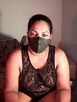 Snapshot of Kim_kardashia1 chatting on 01-16-26, 05:44 Kim kardashia1 online show from 01-16-26, 05:44