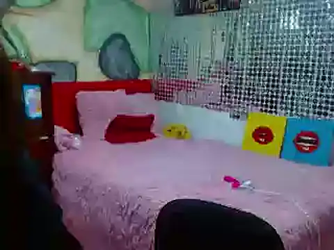 Snapshot of CaroMasha chatting on 01-03-25, 11:01 CaroMasha online show from 01-03-25, 11:01