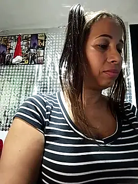 Snapshot of CaroMasha chatting on 03-22-25, 11:31 CaroMasha online show from 03-22-25, 11:31