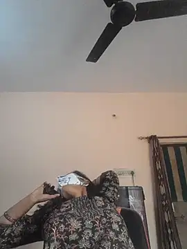 Snapshot of Sajal-03 chatting on 02-20-25, 03:01 Sajal-03 online show from 02-20-25, 03:01