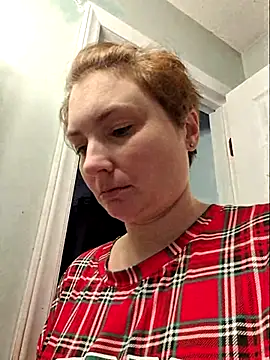 MilfyMrsRobinson online show from 02-27-26, 03:23