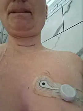 Snapshot of MilfyMrsRobinson chatting on 05-06-26, 07:41 MilfyMrsRobinson online show from 05-06-26, 07:41