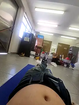 Snapshot of 2tomka52052sex chatting on 11-06-25, 04:46 2tomka52052sex online show from 11-06-25, 04:46