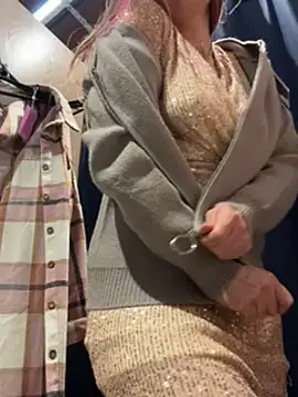 Snapshot of MooonReal chatting on 01-24-25, 07:41 MooonReal online show from 01-24-25, 07:41