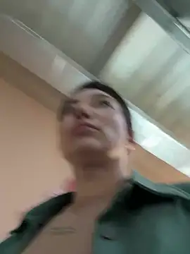 Snapshot of MooonReal chatting on 01-26-25, 03:17 MooonReal online show from 01-26-25, 03:17