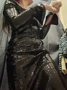 Snapshot of MooonReal chatting on 01-29-25, 06:01 MooonReal online show from 01-29-25, 06:01