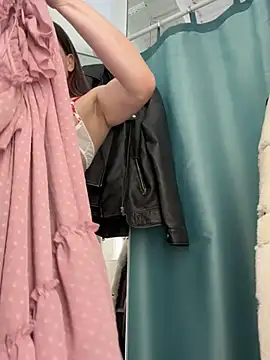 Snapshot of MooonReal chatting on 01-30-25, 09:36 MooonReal online show from 01-30-25, 09:36