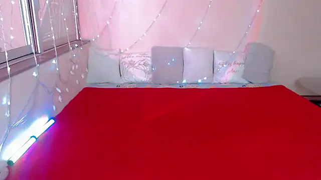 Snapshot of LizaSenri chatting on 01-14-26, 07:14 LizaSenri online show from 01-14-26, 07:14