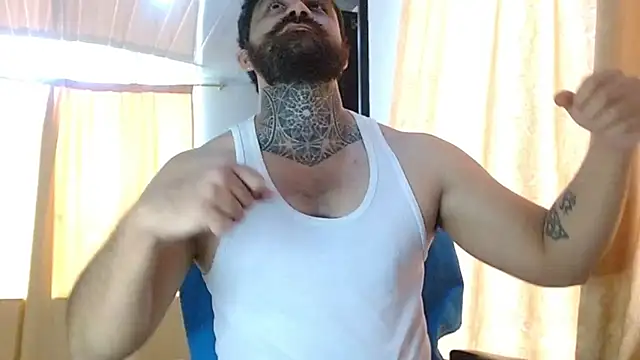 aronmiller404 online show from 02-07-26, 02:21